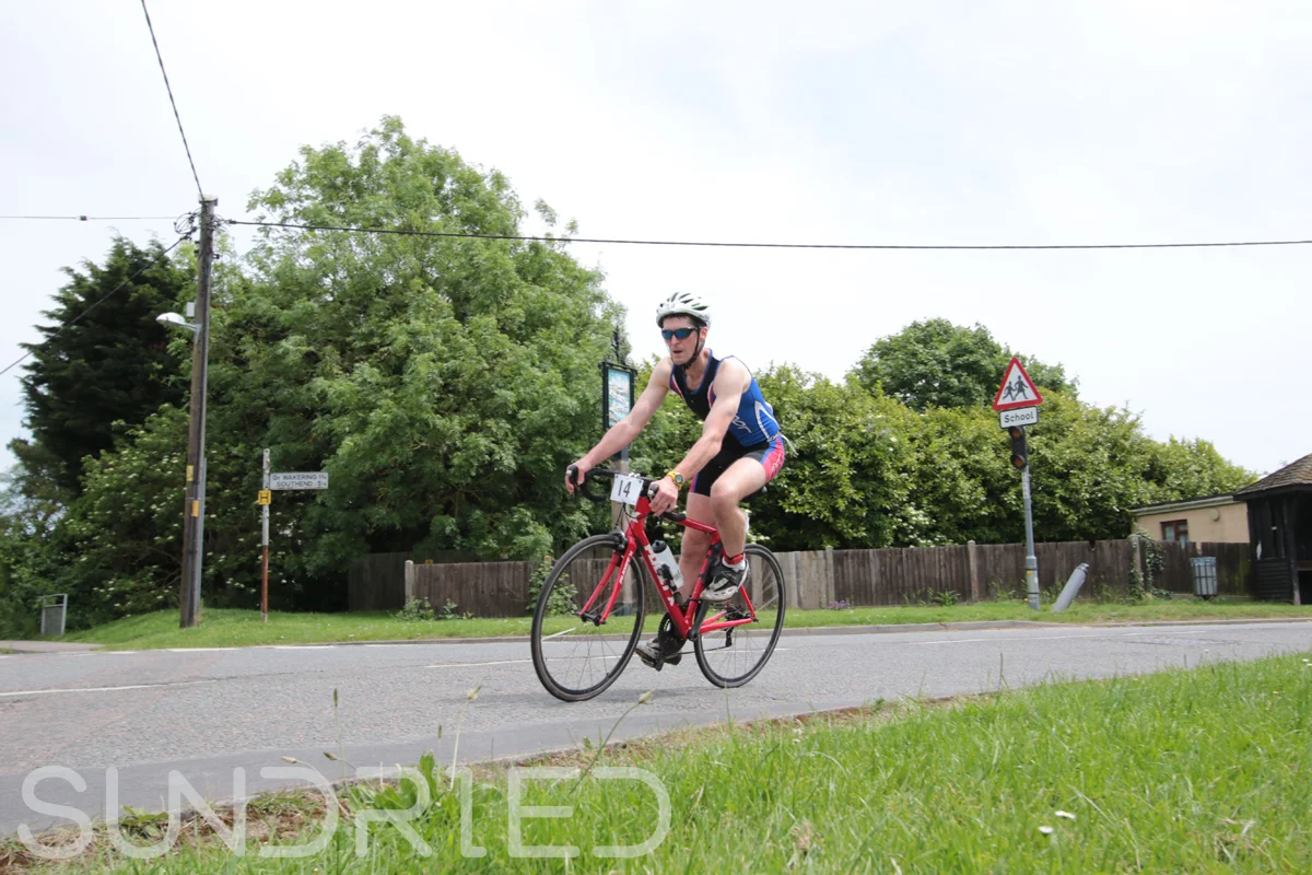 Southend-Triathlon-Cycle-Photos-in-Barling-Corner-031.jpg