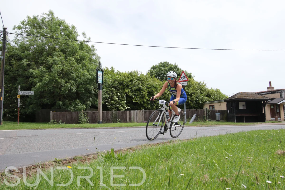 Southend-Triathlon-Cycle-Photos-in-Barling-Corner-044.jpg