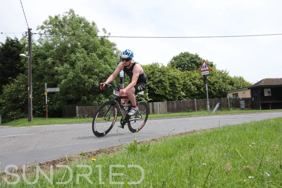 Southend-Triathlon-Cycle-Photos-in-Barling-Corner-048.jpg
