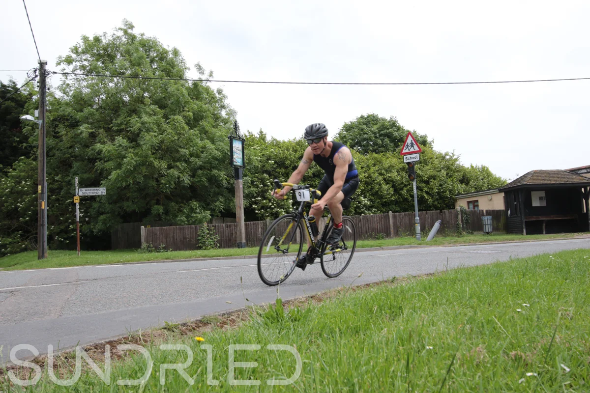 Southend-Triathlon-Cycle-Photos-in-Barling-Corner-057.jpg