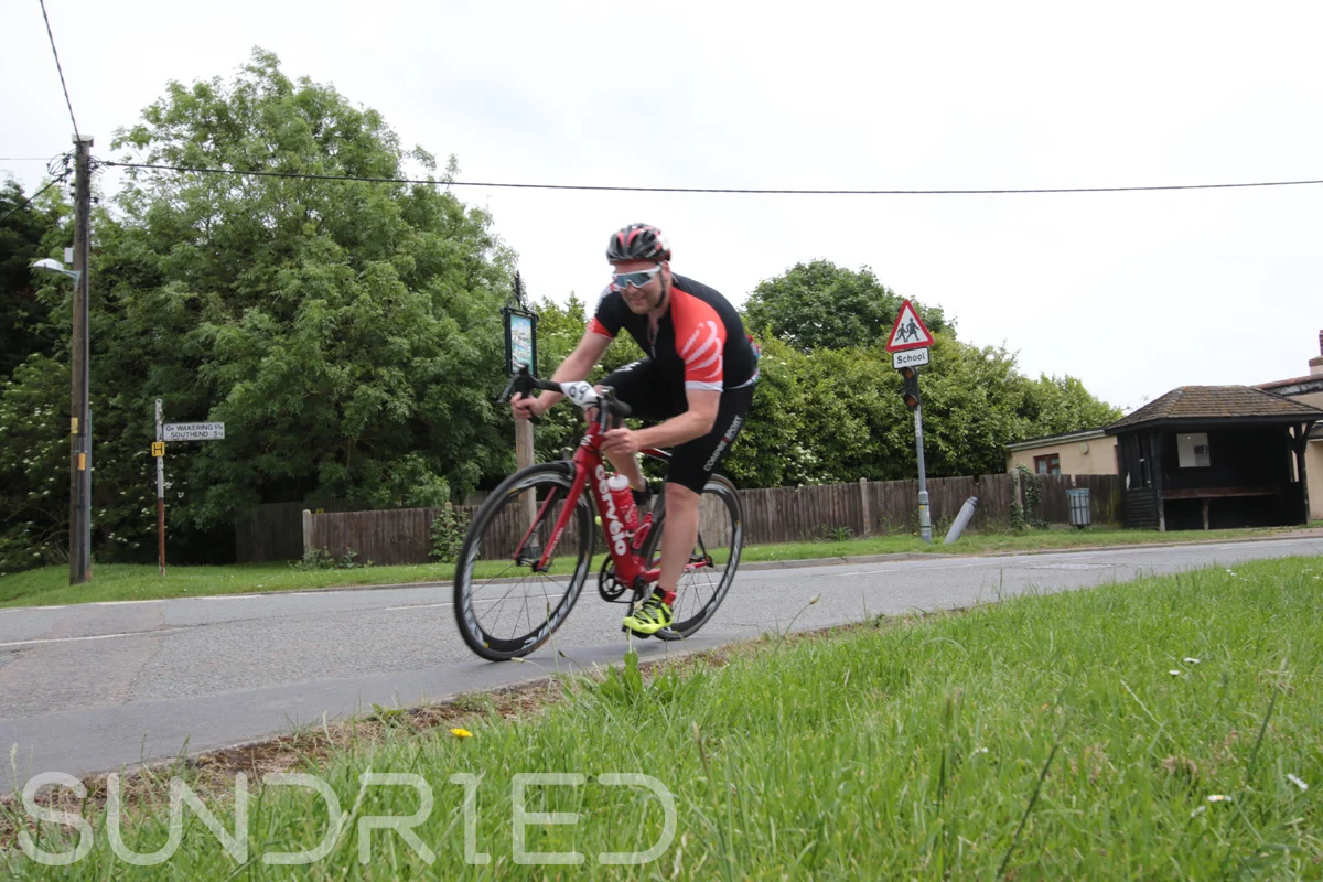 Southend-Triathlon-Cycle-Photos-in-Barling-Corner-060.jpg
