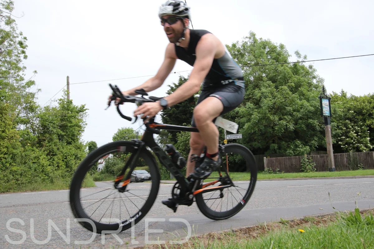 Southend-Triathlon-Cycle-Photos-in-Barling-Corner-073.jpg