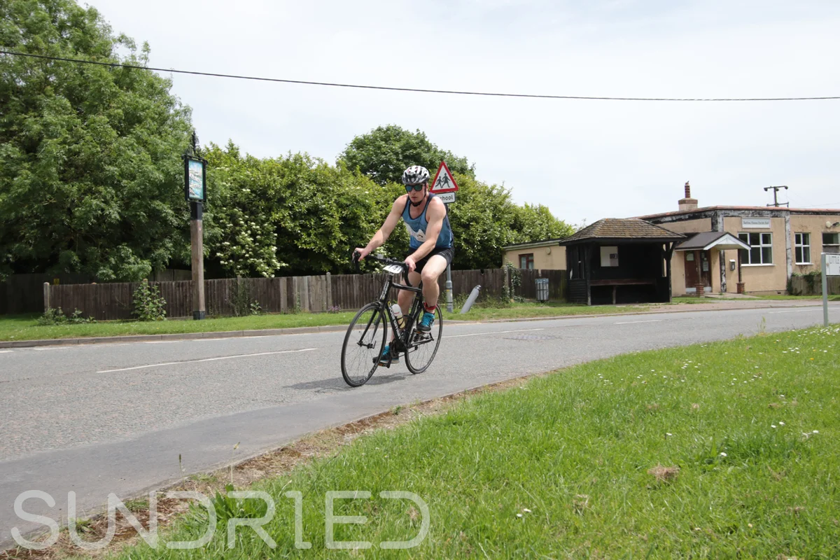 Southend-Triathlon-Cycle-Photos-in-Barling-Corner-112.jpg