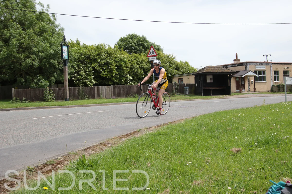 Southend-Triathlon-Cycle-Photos-in-Barling-Corner-114.jpg
