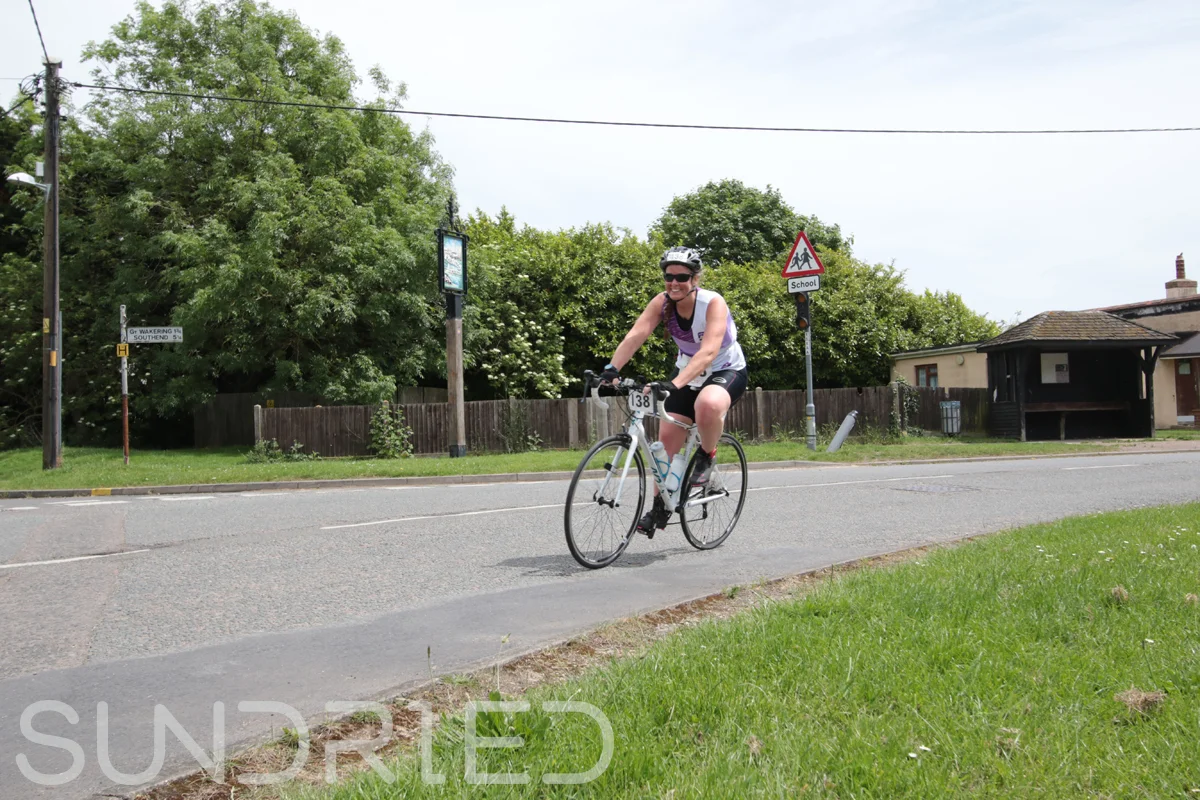 Southend-Triathlon-Cycle-Photos-in-Barling-Corner-119.jpg