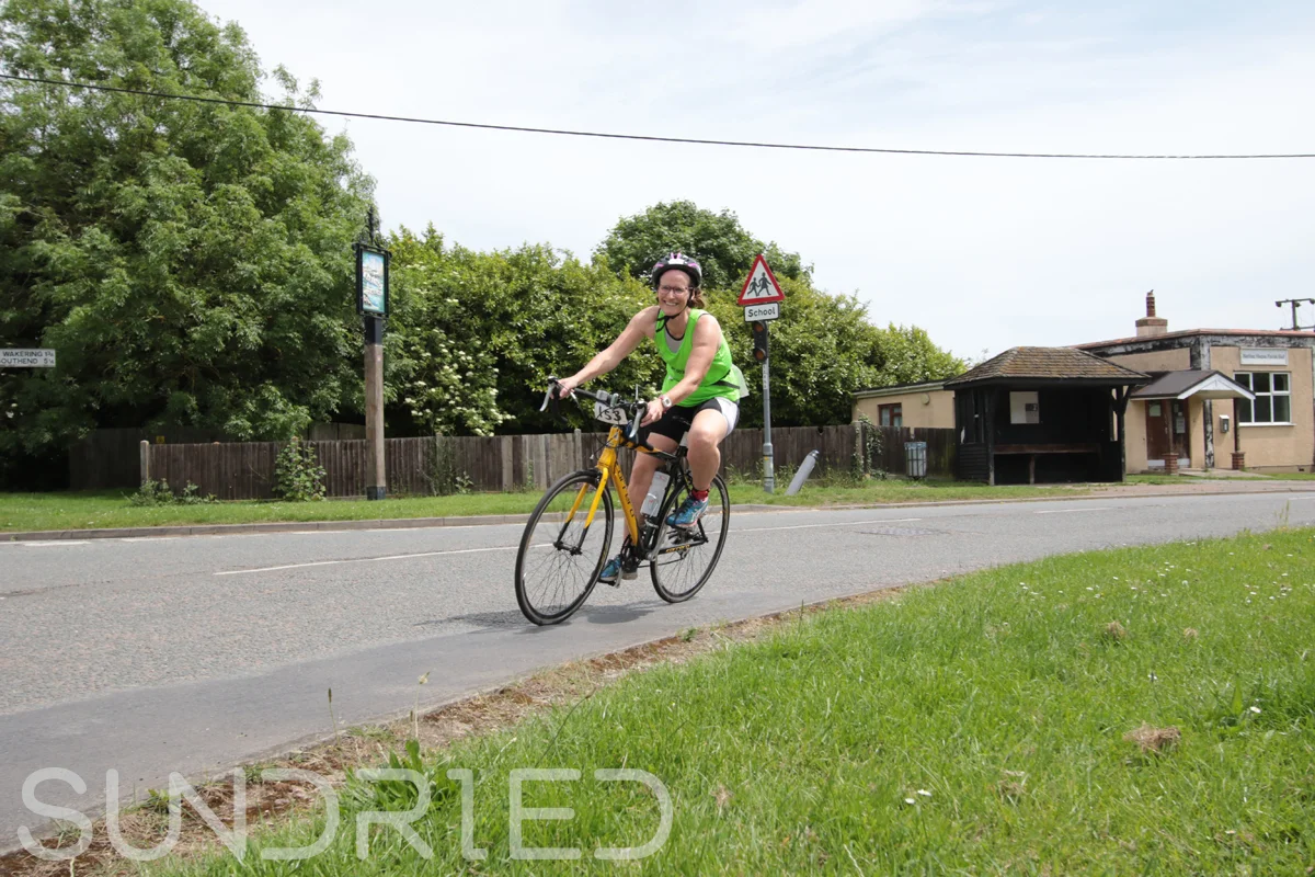 Southend-Triathlon-Cycle-Photos-in-Barling-Corner-128.jpg