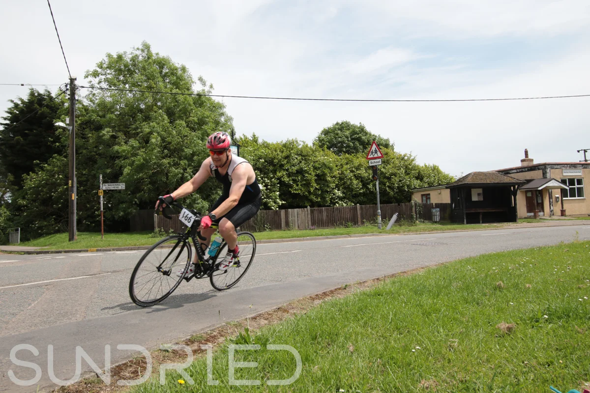 Southend-Triathlon-Cycle-Photos-in-Barling-Corner-141.jpg
