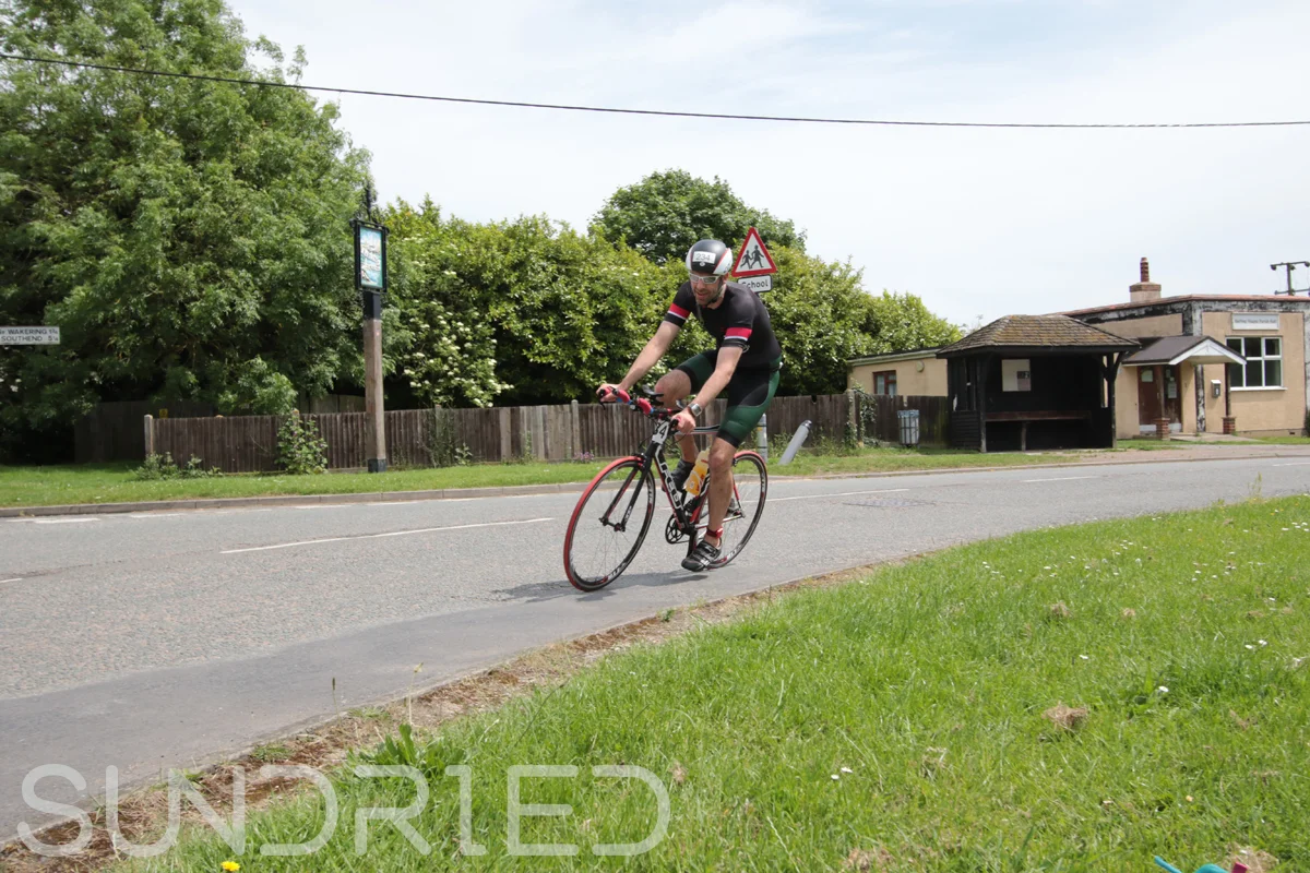 Southend-Triathlon-Cycle-Photos-in-Barling-Corner-148.jpg
