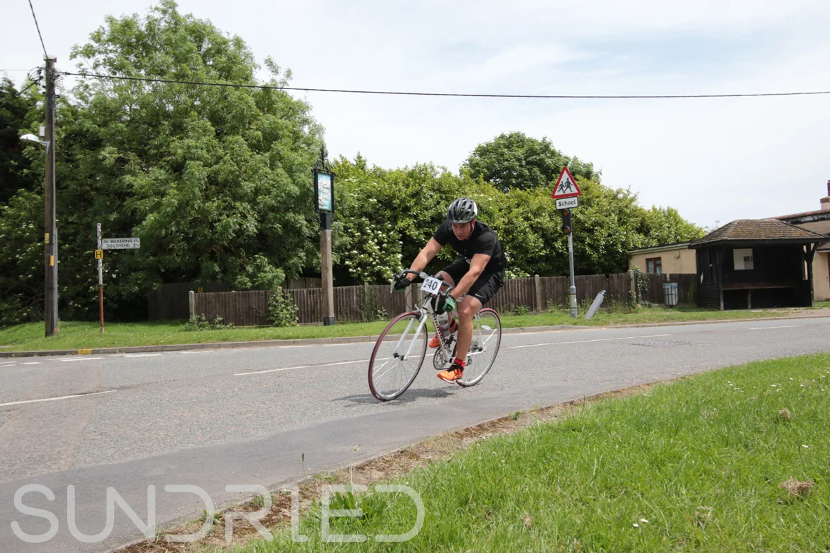 Southend-Triathlon-Cycle-Photos-in-Barling-Corner-162.jpg