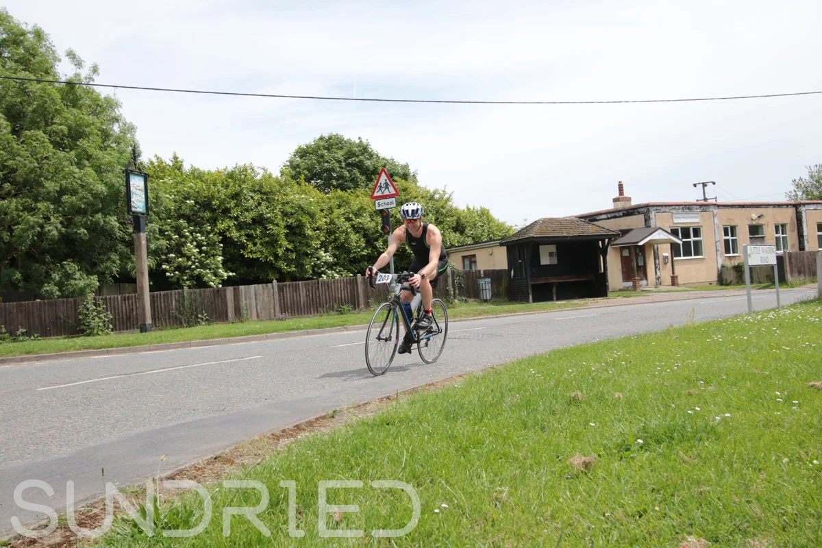 Southend-Triathlon-Cycle-Photos-in-Barling-Corner-184.jpg
