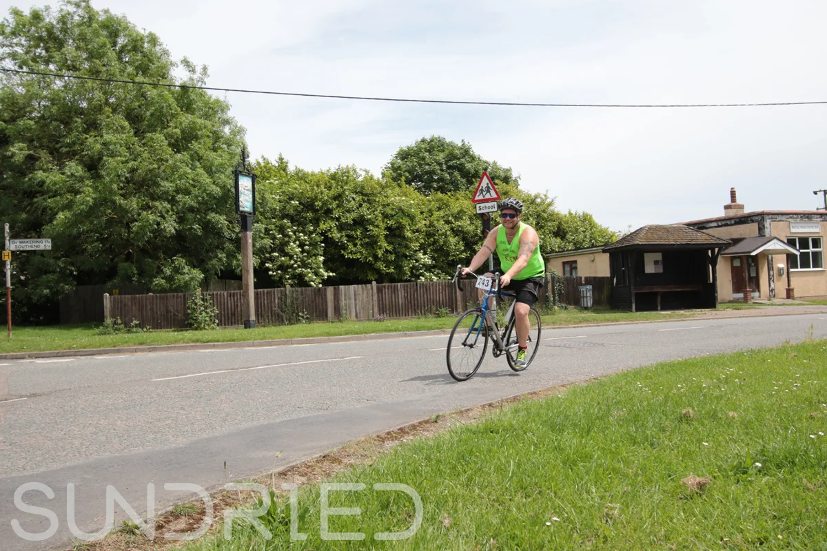 Southend-Triathlon-Cycle-Photos-in-Barling-Corner-196.jpg