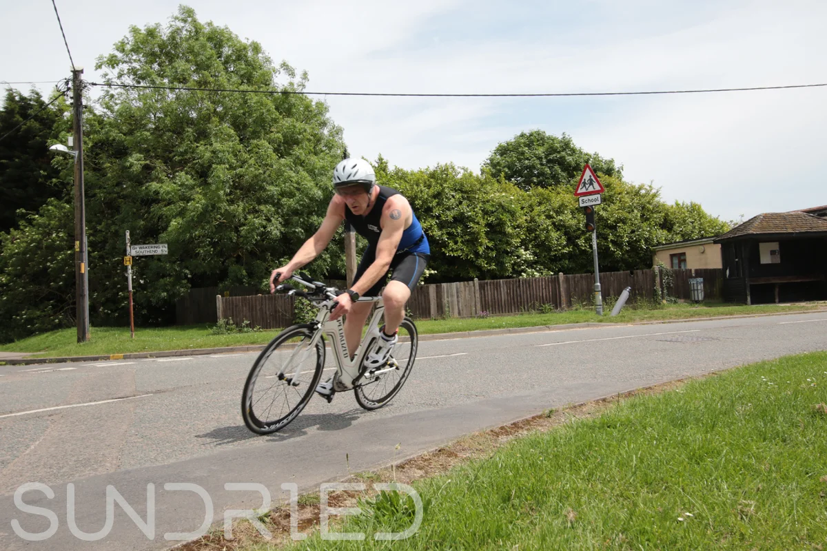 Southend-Triathlon-Cycle-Photos-in-Barling-Corner-197.jpg