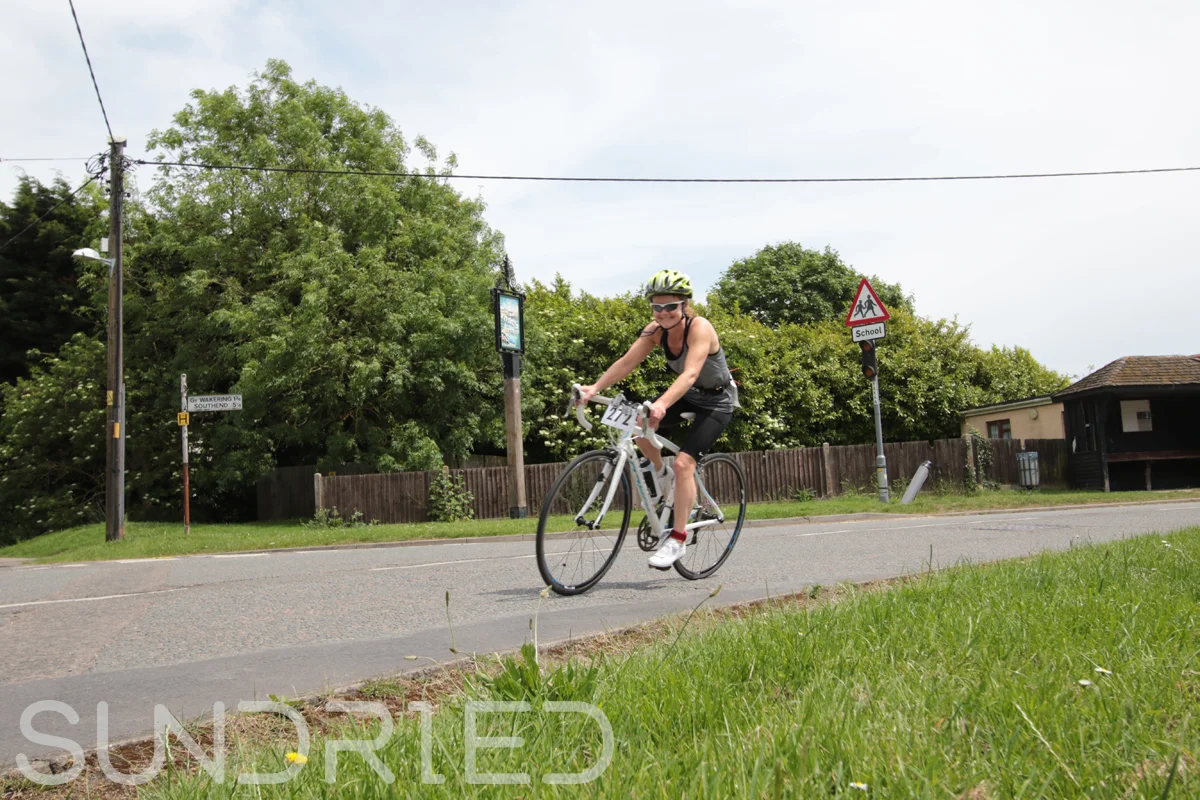 Southend-Triathlon-Cycle-Photos-in-Barling-Corner-215.jpg