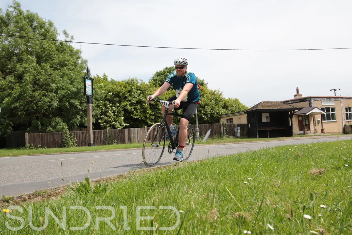 Southend-Triathlon-Cycle-Photos-in-Barling-Corner-224.jpg