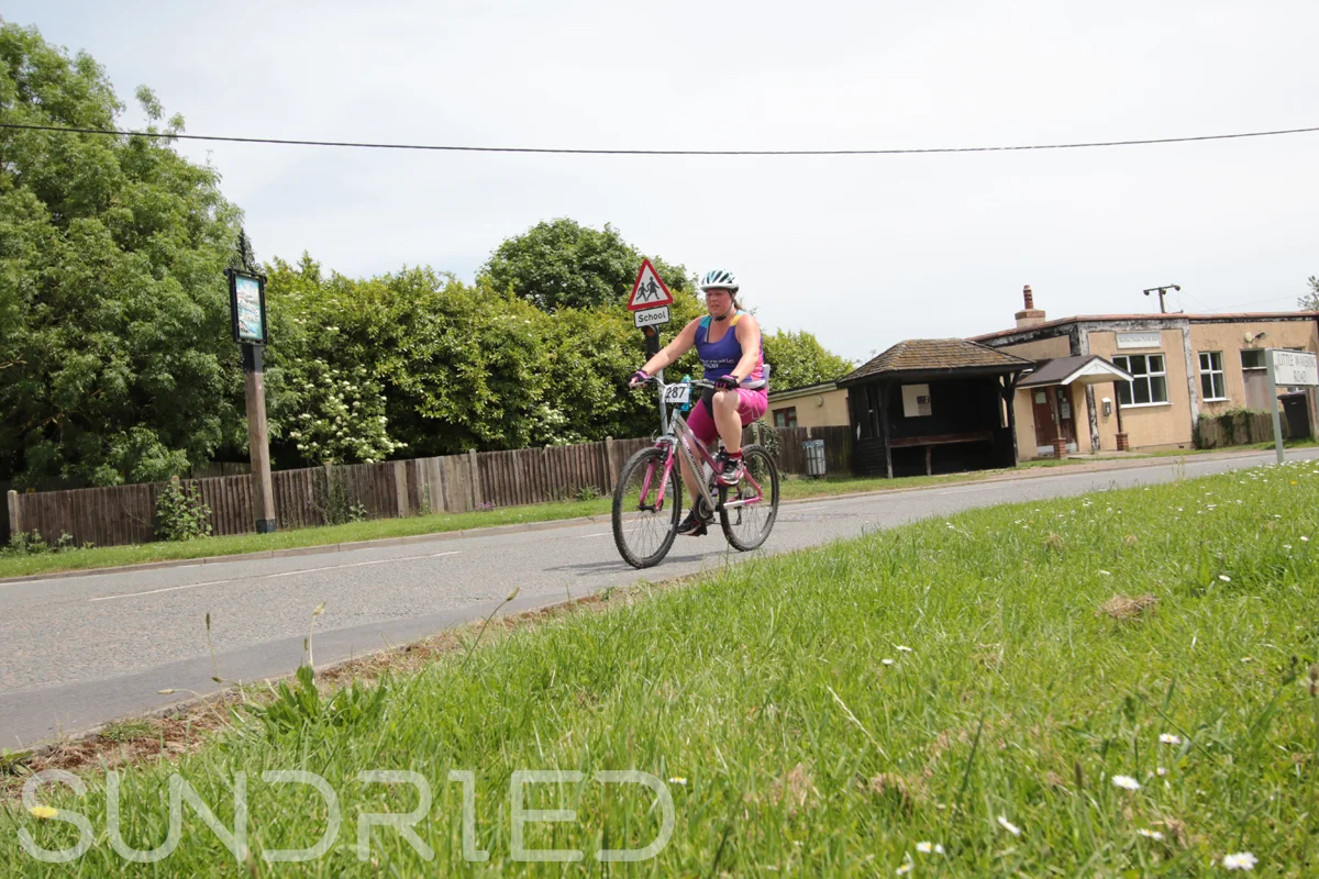 Southend-Triathlon-Cycle-Photos-in-Barling-Corner-229.jpg