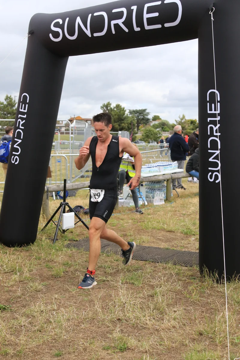 Sundried-Southend-Triathlon-Run-Finish-2019-027.jpg