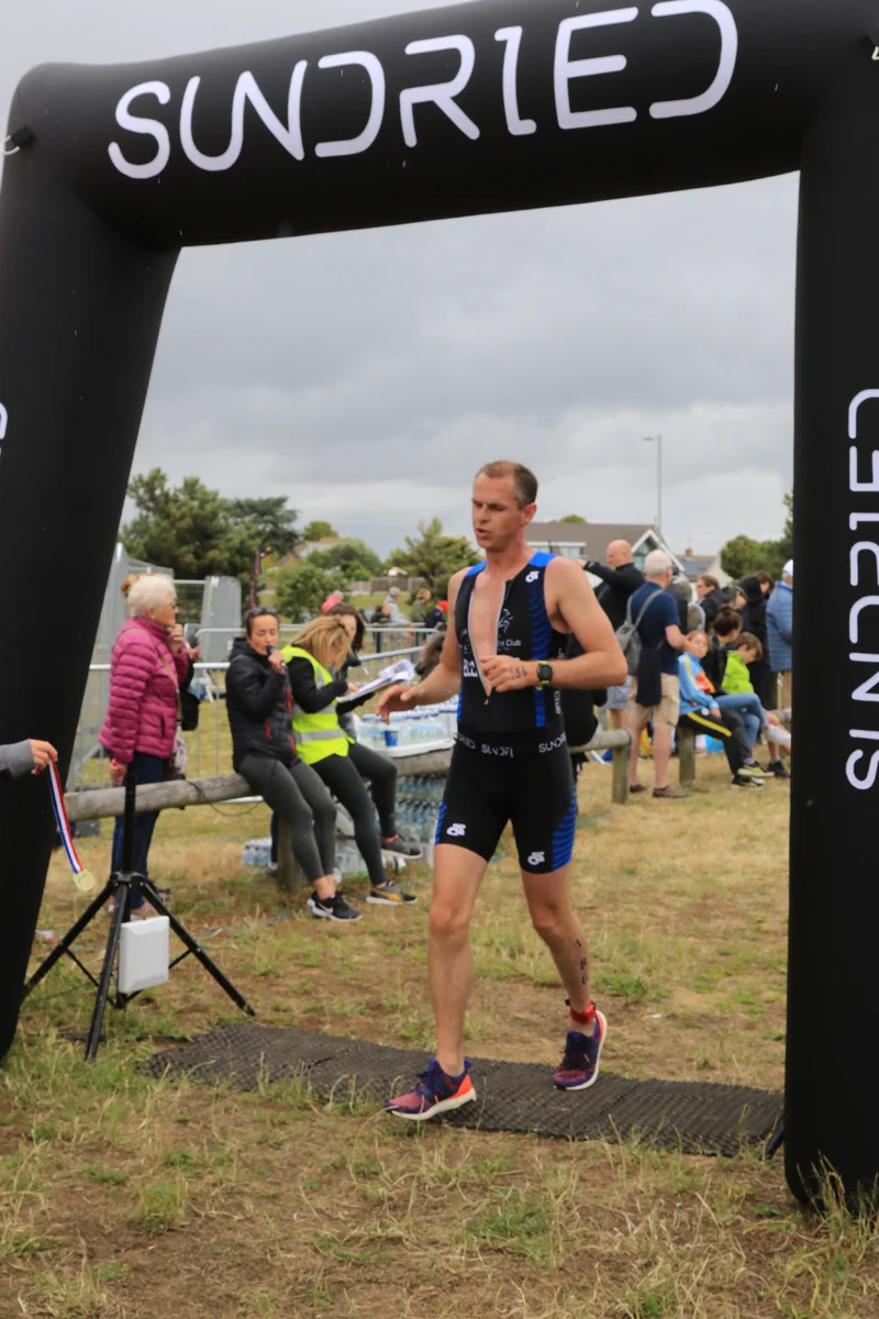 Sundried-Southend-Triathlon-Run-Finish-2019-095.jpg