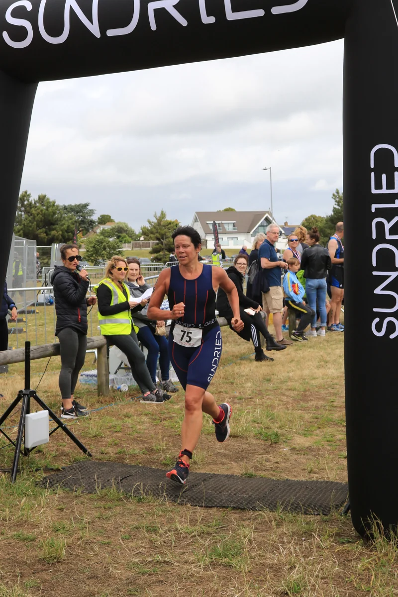 Sundried-Southend-Triathlon-Run-Finish-2019-124.jpg