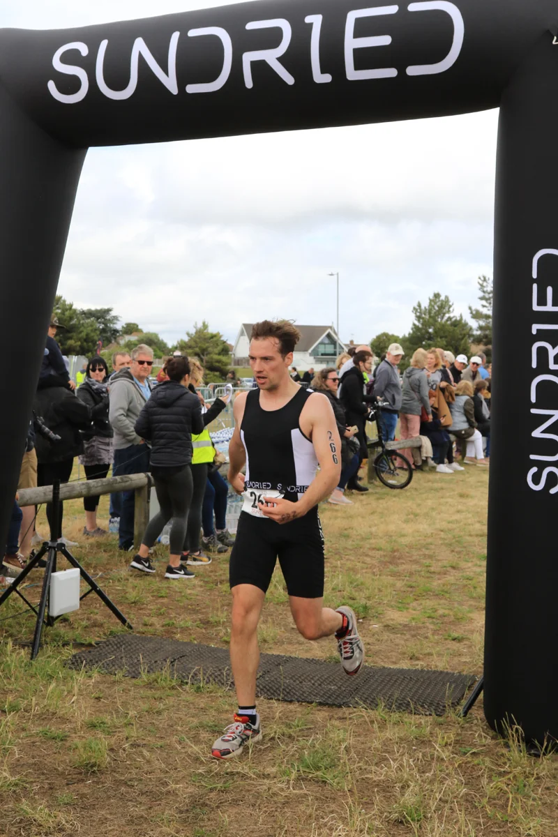 Sundried-Southend-Triathlon-Run-Finish-2019-152.jpg