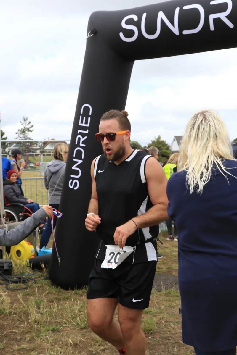 Sundried-Southend-Triathlon-Run-Finish-2019-158.jpg