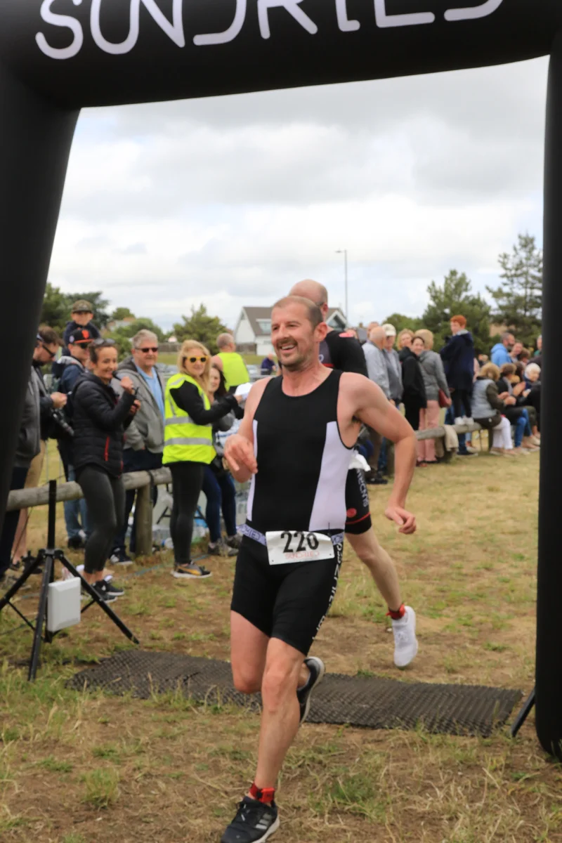 Sundried-Southend-Triathlon-Run-Finish-2019-163.jpg