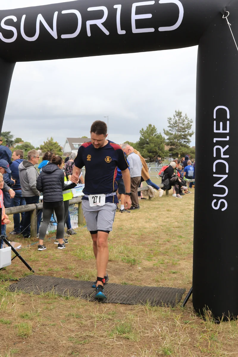 Sundried-Southend-Triathlon-Run-Finish-2019-187.jpg
