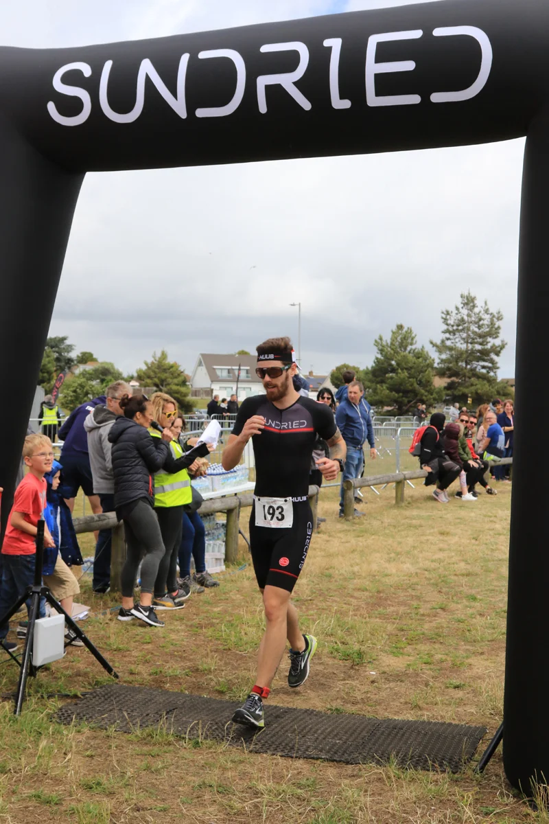 Sundried-Southend-Triathlon-Run-Finish-2019-189.jpg