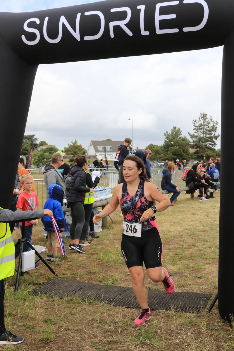 Sundried-Southend-Triathlon-Run-Finish-2019-192.jpg