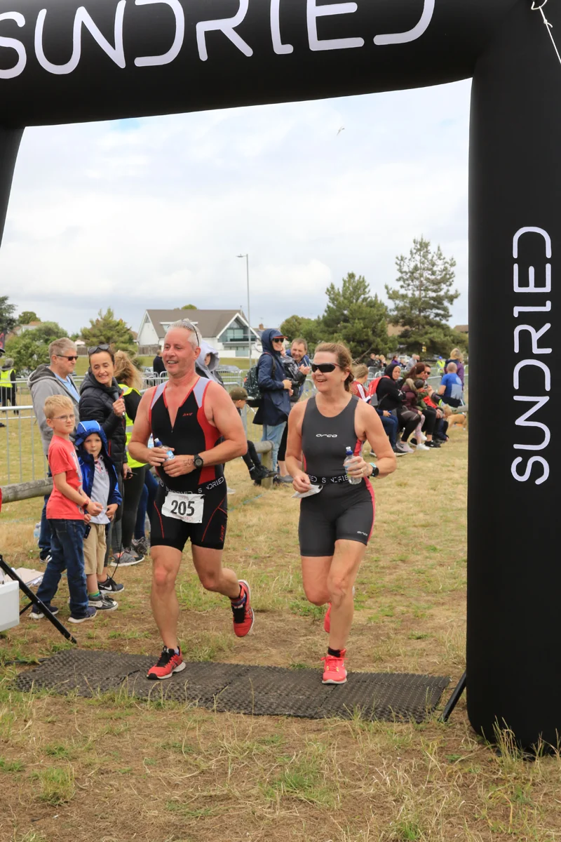 Sundried-Southend-Triathlon-Run-Finish-2019-197.jpg