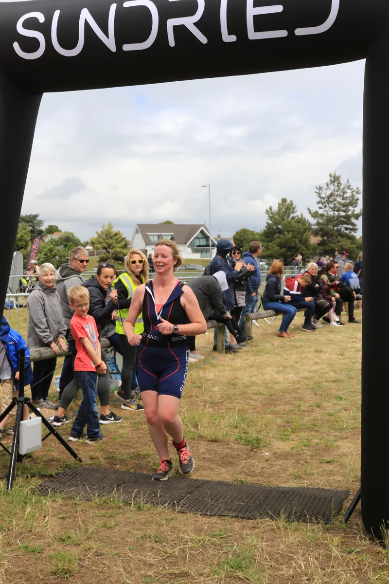 Sundried-Southend-Triathlon-Run-Finish-2019-200.jpg