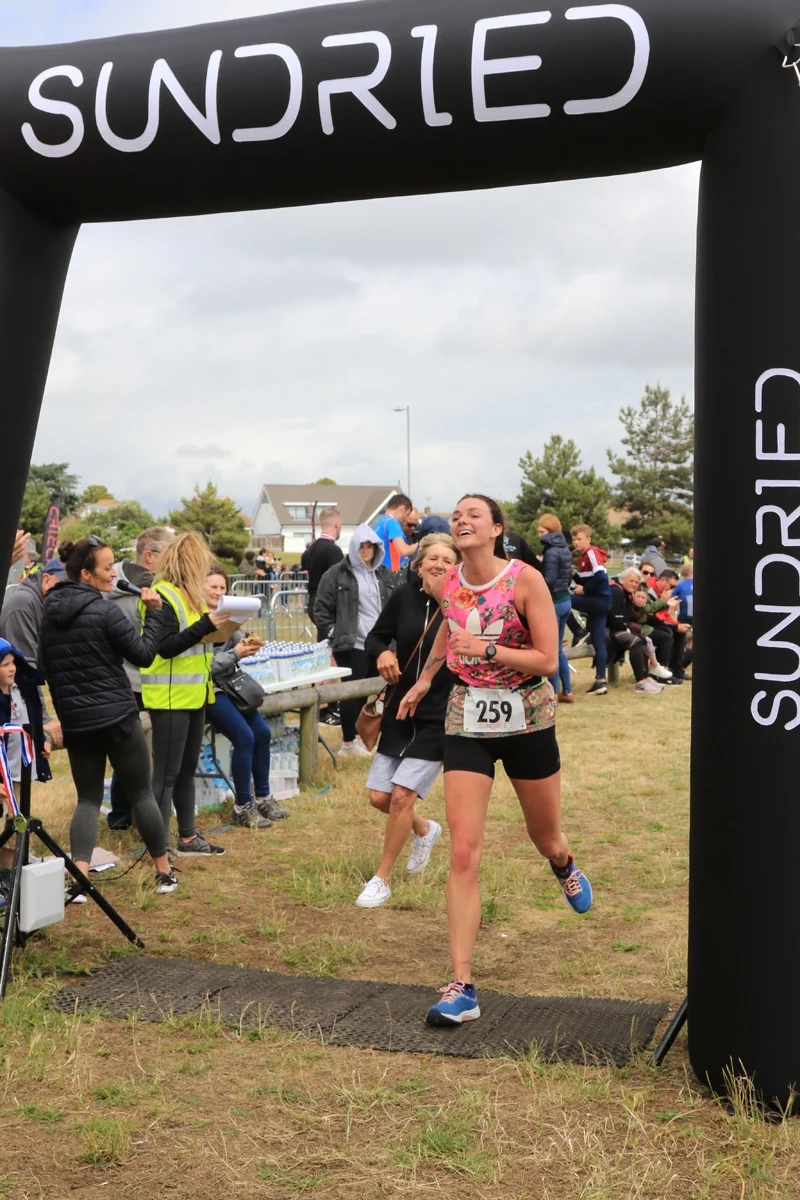 Sundried-Southend-Triathlon-Run-Finish-2019-213.jpg