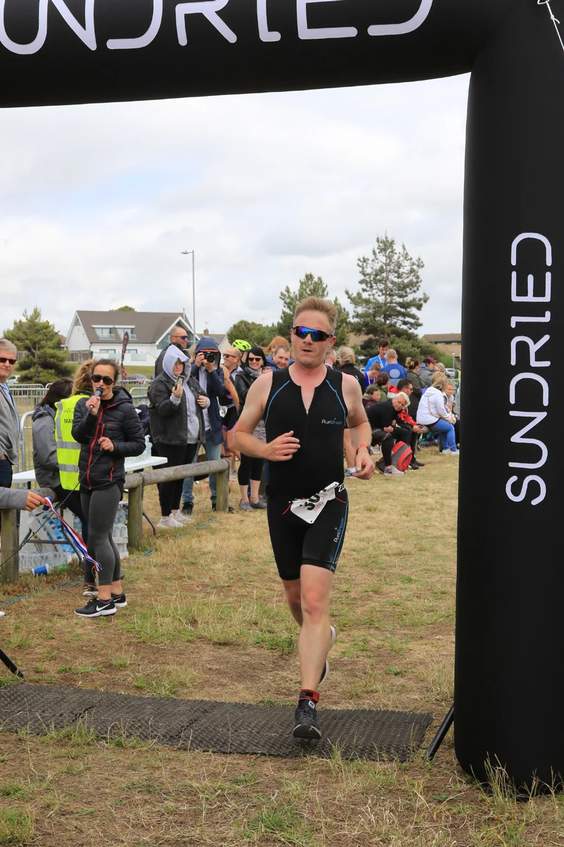 Sundried-Southend-Triathlon-Run-Finish-2019-230.jpg