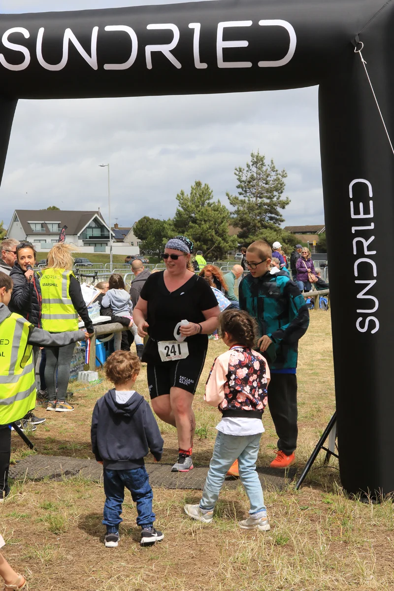 Sundried-Southend-Triathlon-Run-Finish-2019-256.jpg