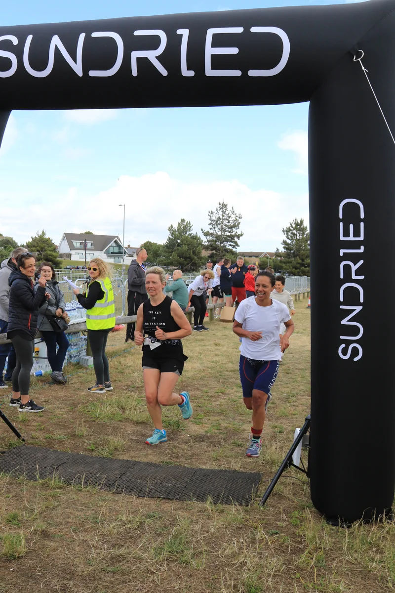 Sundried-Southend-Triathlon-Run-Finish-2019-270.jpg