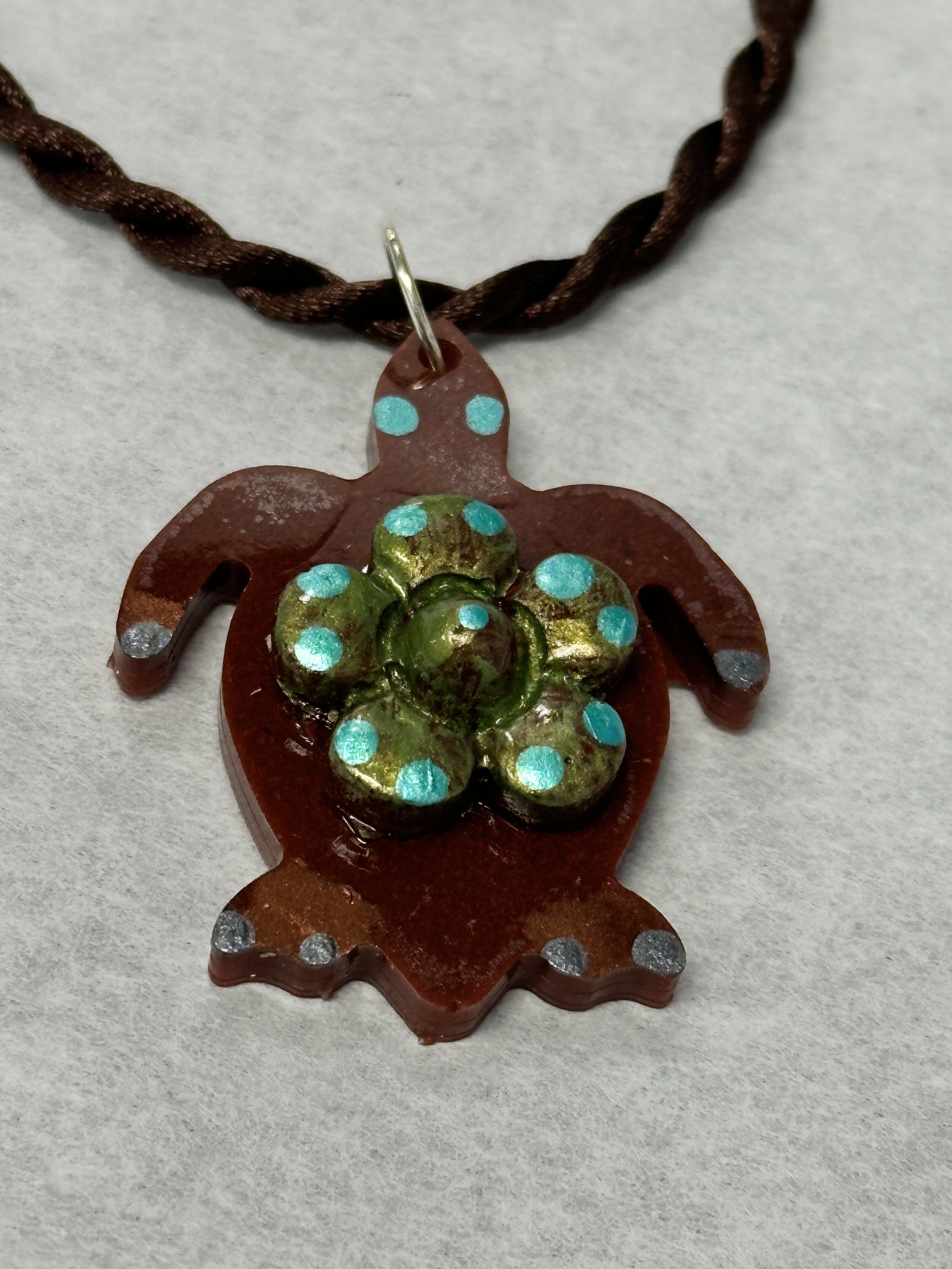 TE turtle dust necklace.jpeg