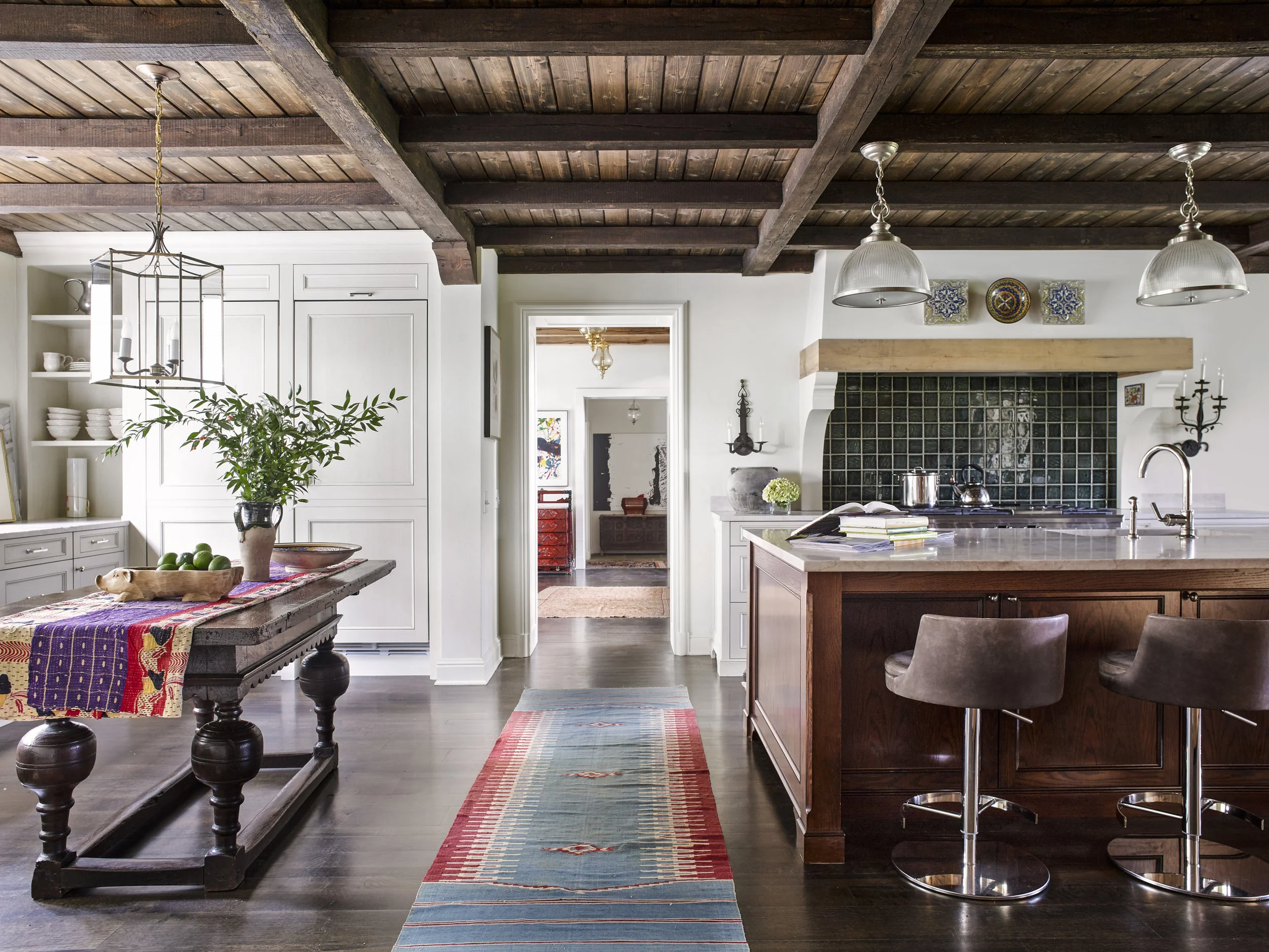 INTERIOR 06_109426_R_Reduced.jpg