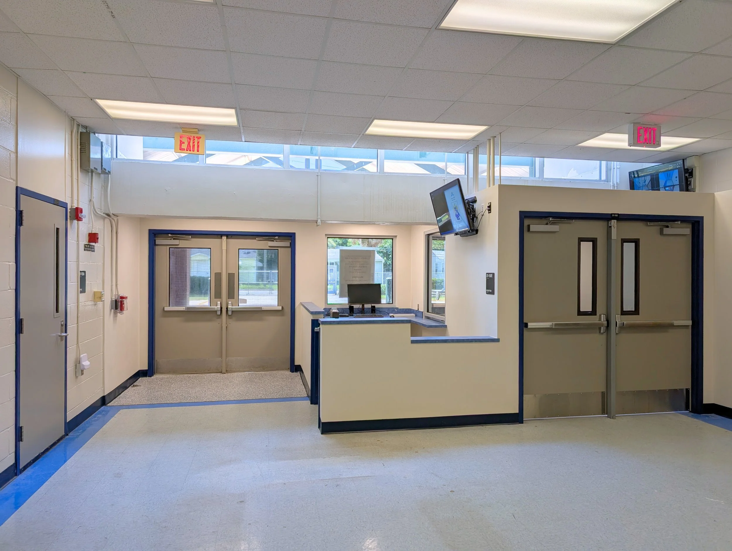 DCPS Stanton Vestibule (13).jpg