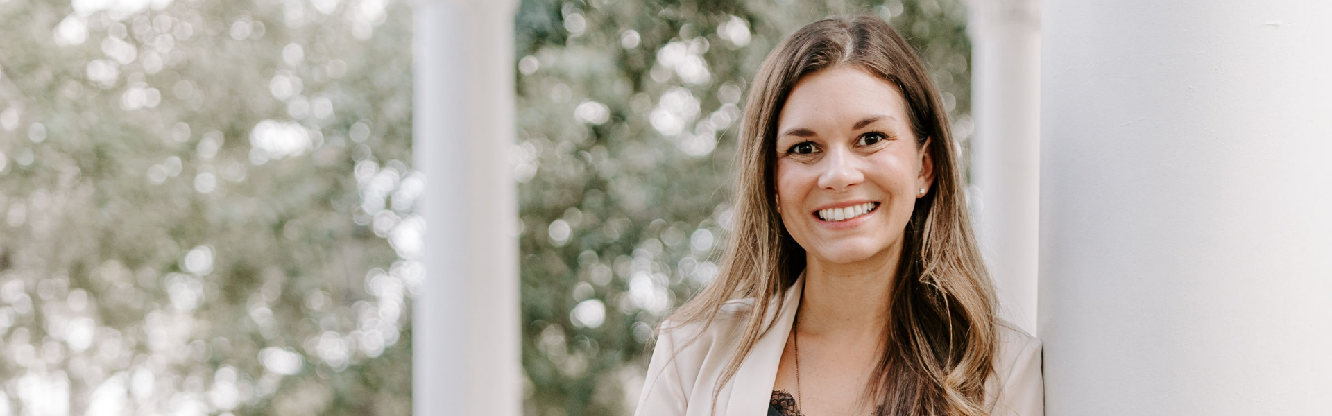 lauren schwing headshot