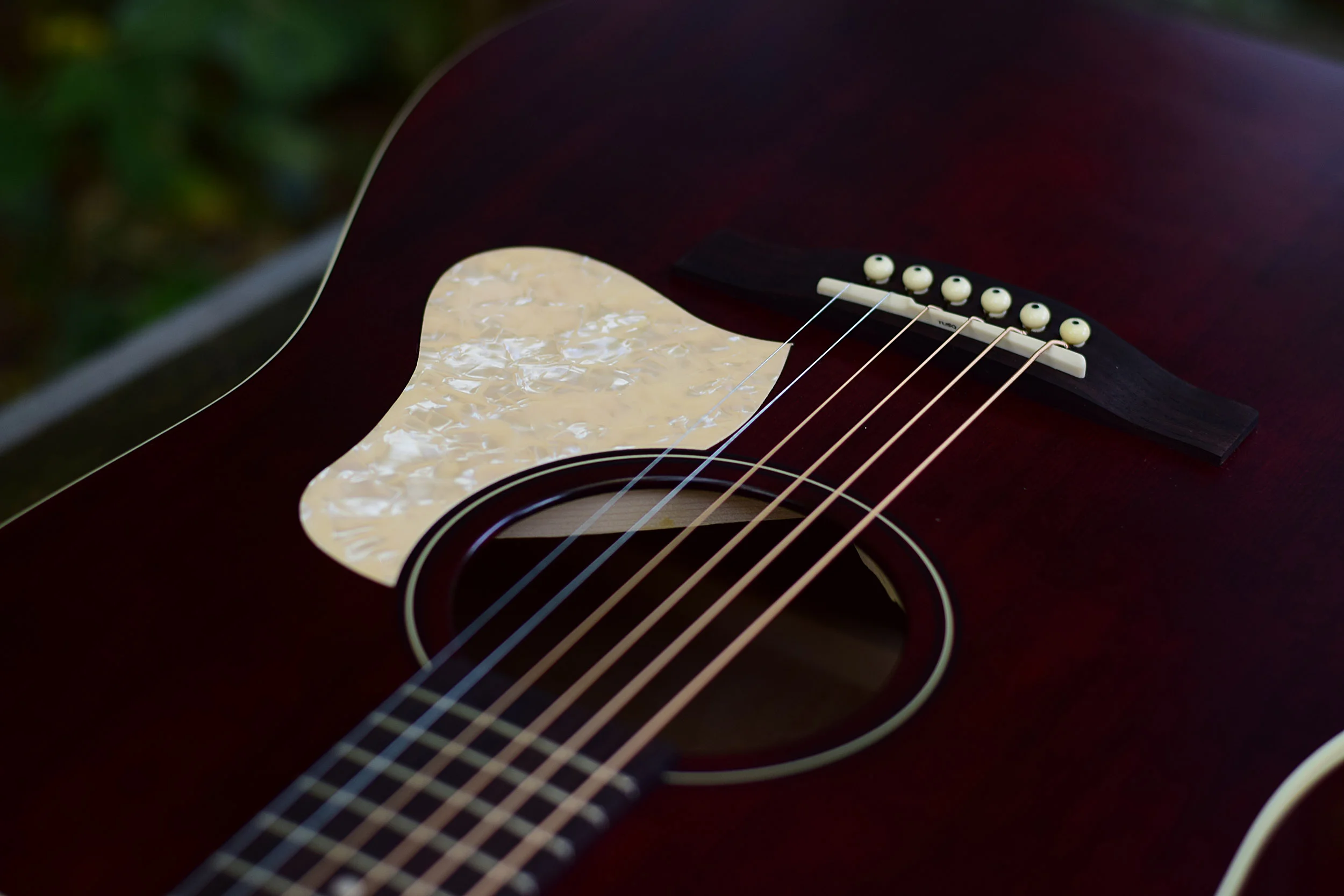 42456_Americana_Tennessee_Red