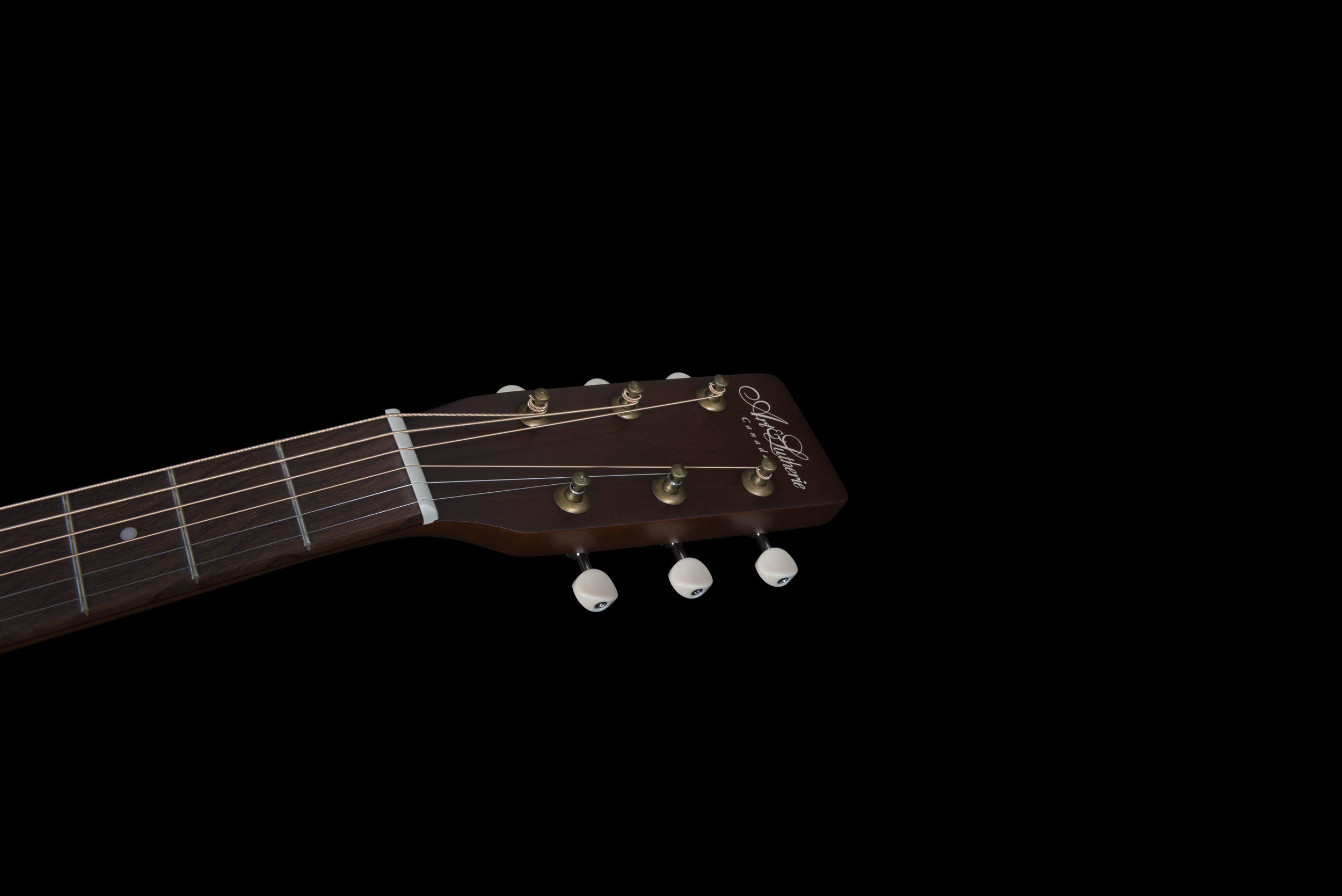 47710_A&L_Legacy_Havana_Brown_EQ_hdstk.jpg