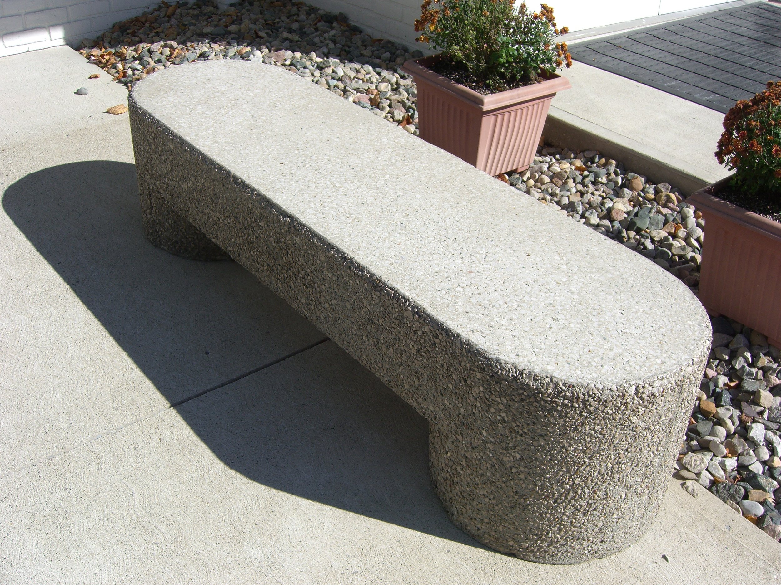 Sculptured Bench (White Finish)