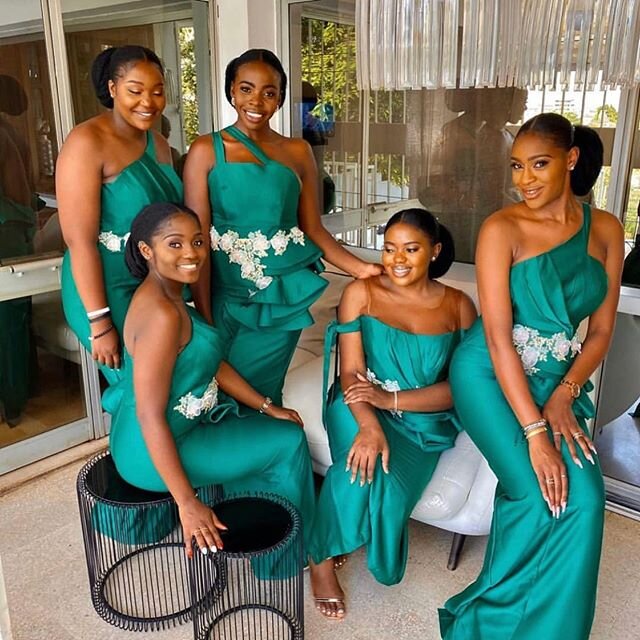 Gorgeous bridesmaids!
#thechos .
.
.
.
.
&mdash;&mdash;&mdash;&mdash;&mdash;&mdash;&mdash;&mdash;&mdash;&mdash;&mdash;&mdash;&mdash;&mdash;&mdash;&mdash;&mdash;&mdash;&mdash;
Follow @camerbeaute
#camerbeaute #cameroon #cameroun #cameroonwedding #237 