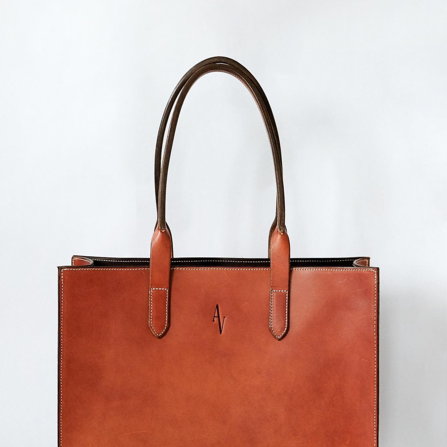 The Perfect Tote by AMY VIOLETTE.
Handmade in the USA.