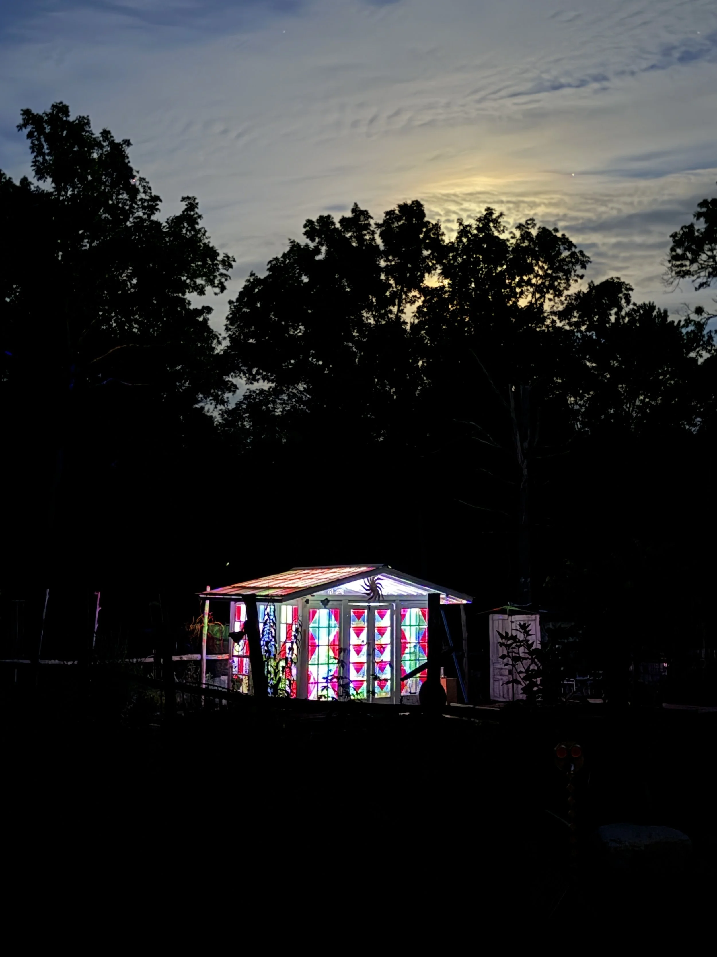 Luss_Susan_SheShedsLight_ART06870_UpstateArtWeekend_2026.JPG