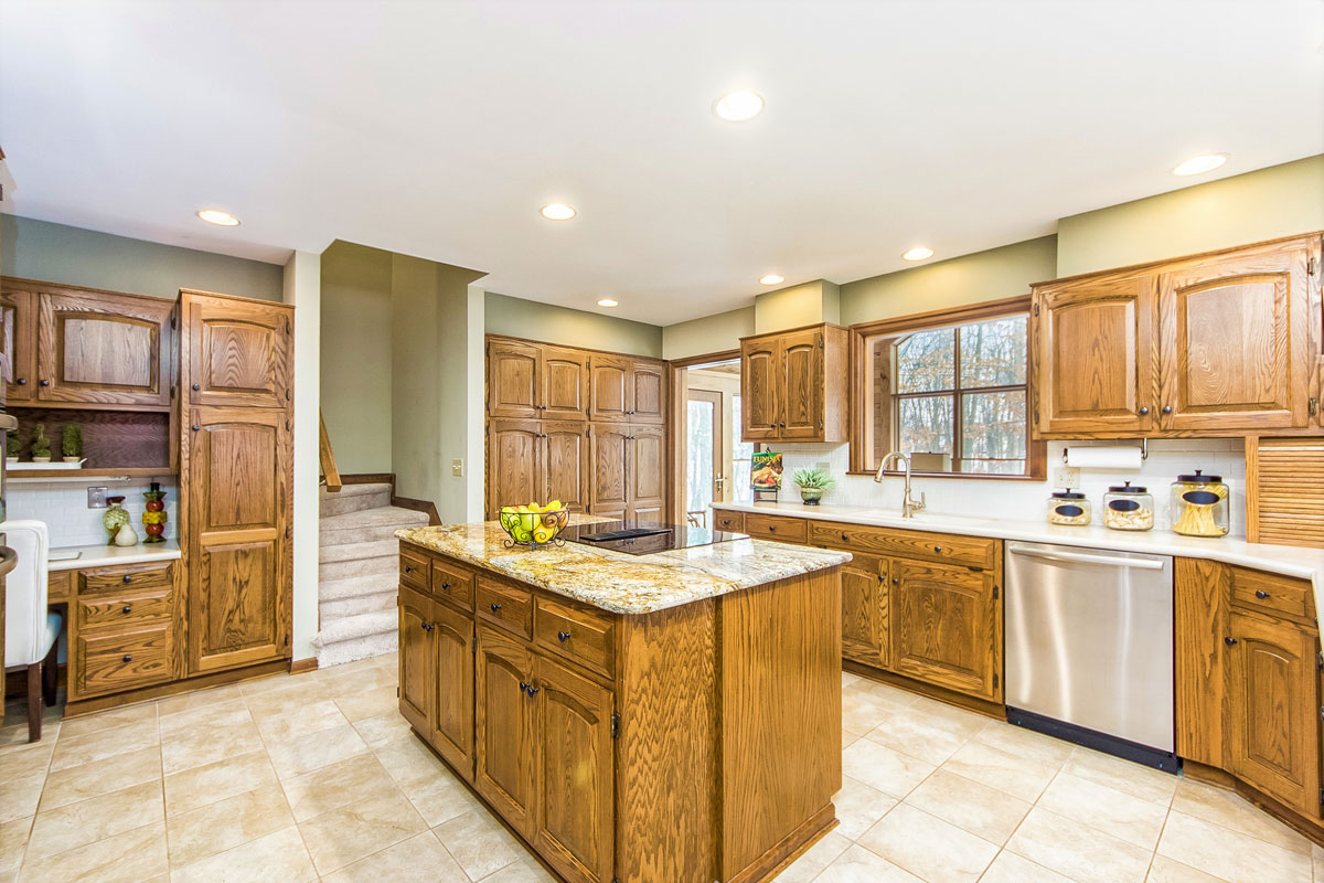 kitchen-optimized.jpg