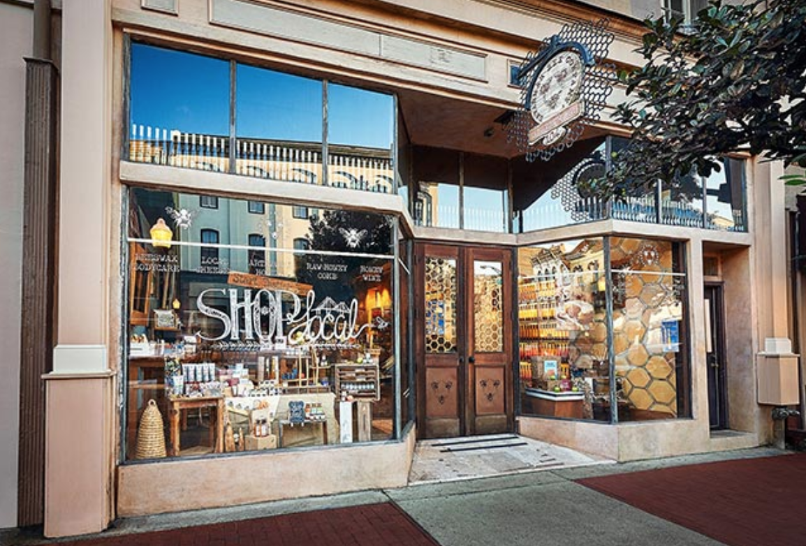Savannah Bee Store.png