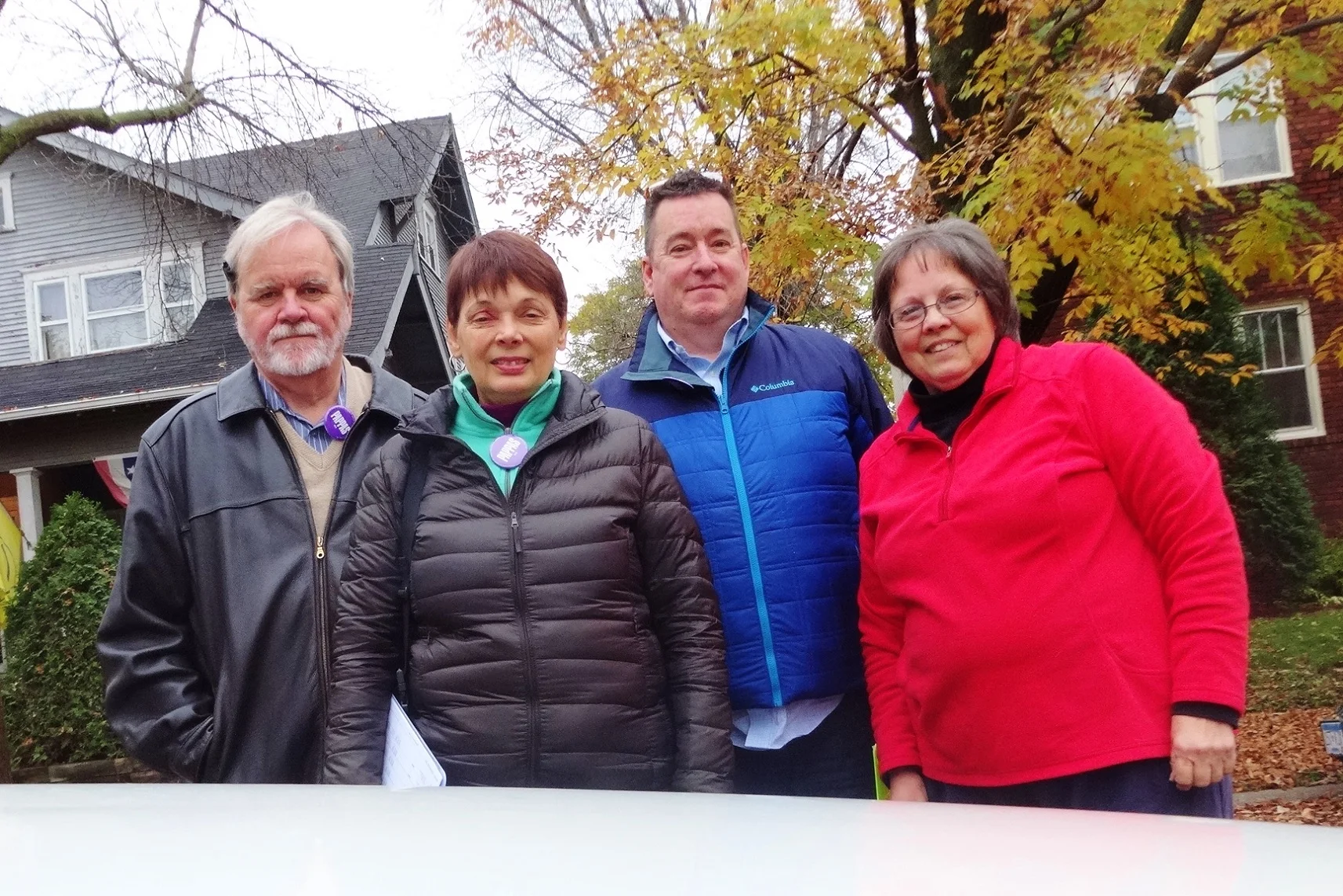 Isabel Doorknock.JPG