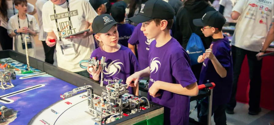 These Calgary School Kids Think They've Found A Way To Grow Food On Mars