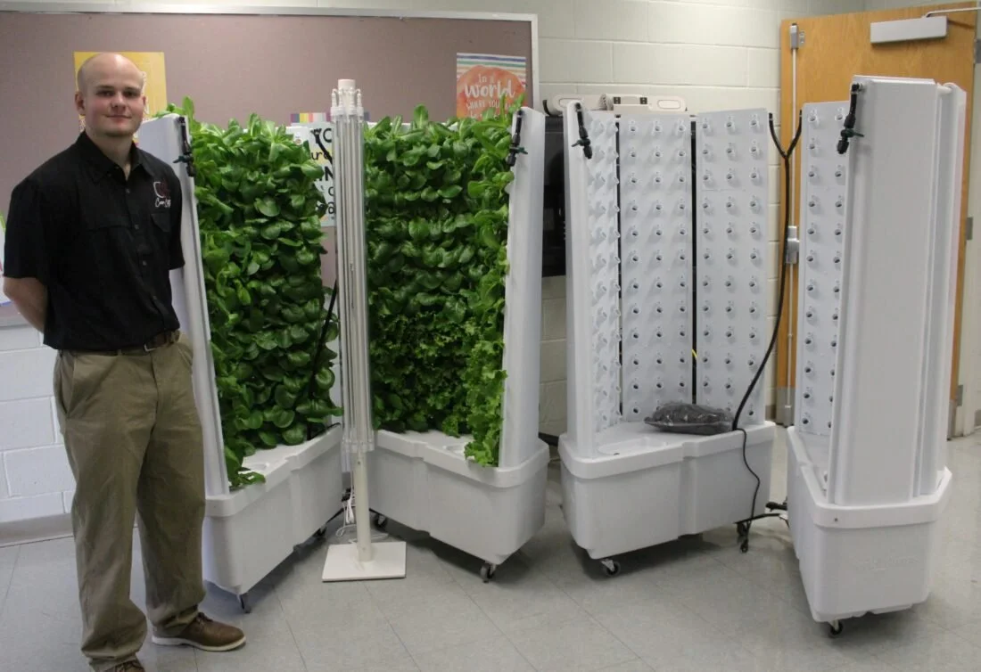 USA - OHIO: Hydroponics Program Growing at Buckeye Local High School