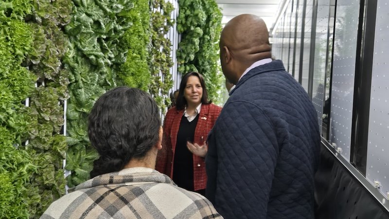 USA - MASSACHUSETTS: Farm Inside a Freight Container Provides Produce for Watertown School Lunches, Program Praised by Lt. Governor